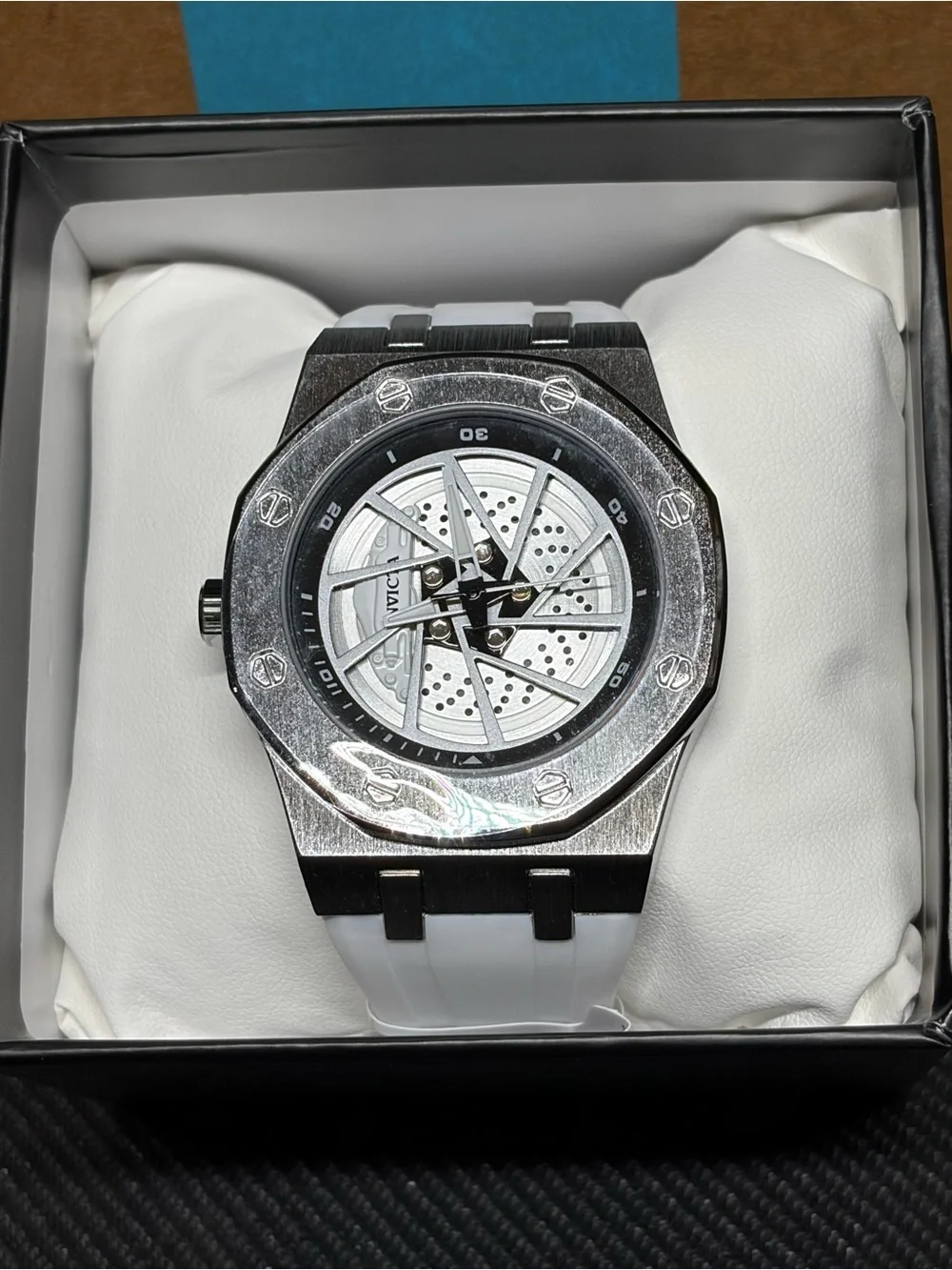 Invicta speedway rim
